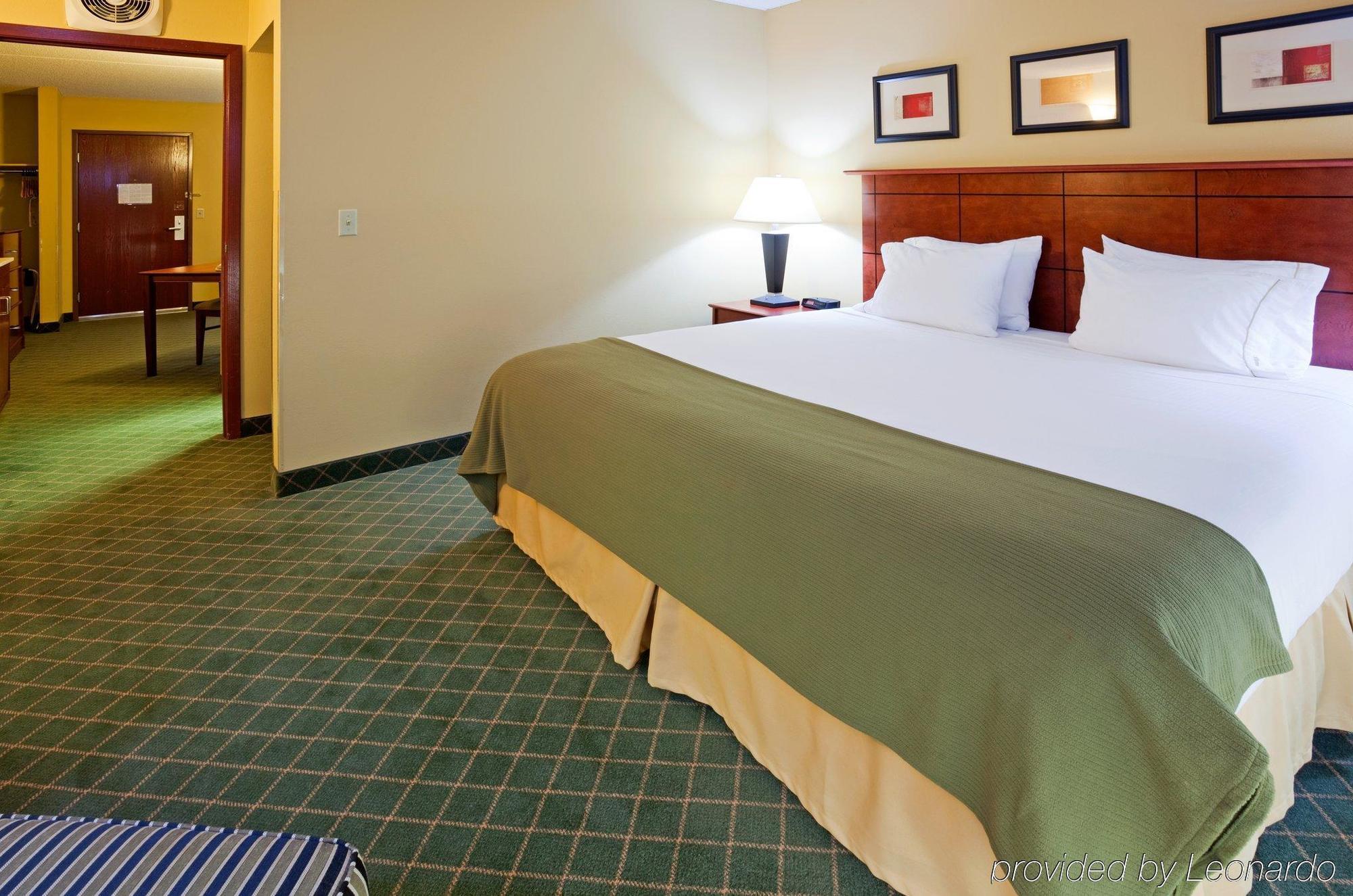 Holiday Inn Express Hotel & Suites Coon Rapids - Blaine Area, An Ihg Hotel Kamer foto