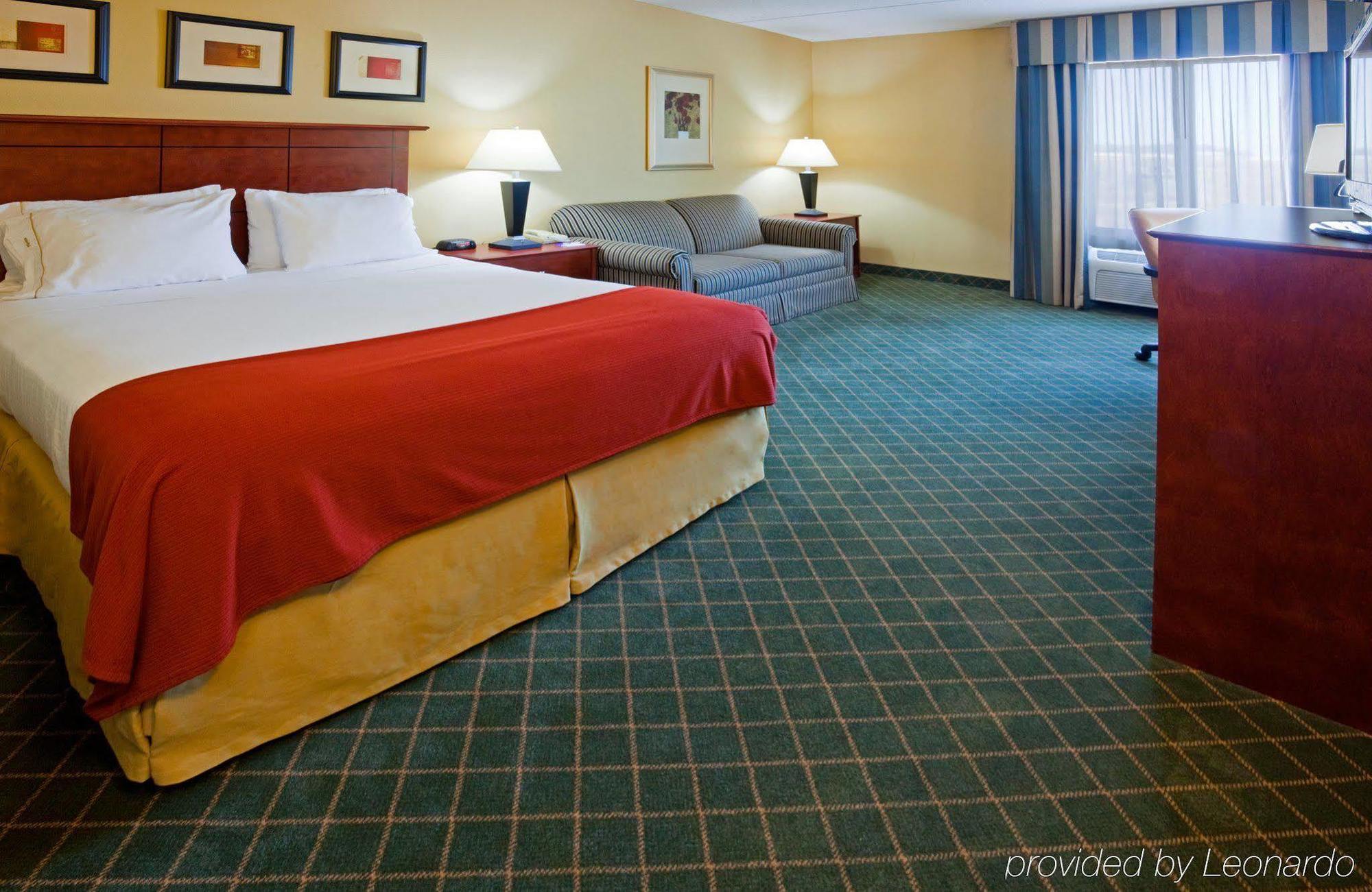 Holiday Inn Express Hotel & Suites Coon Rapids - Blaine Area By Ihg Buitenkant foto